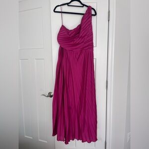 Abercrombie & Fitch Giselle Pleated One-Shoulder Maxi Dress